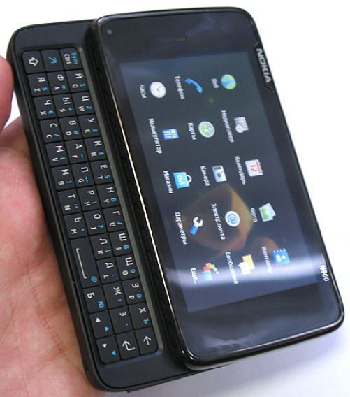 Гид покупателя: Выбираем QWERTY-фон