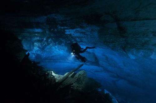 Кадр из фильма &laquo;Санктум&raquo; 3D Джеймса Кэмерона