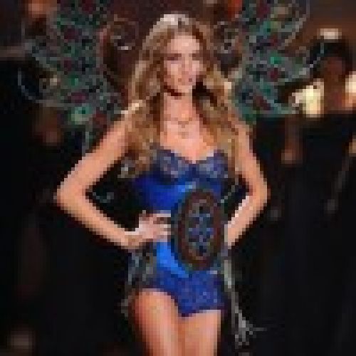 Рози Хантингтон-Уайтли