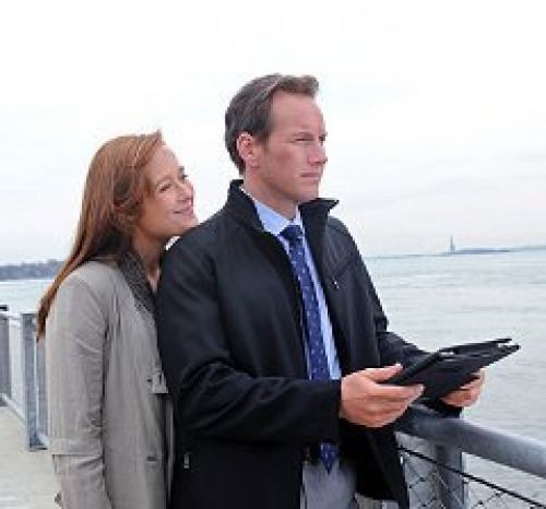 Господин Холт и его мертвая жена