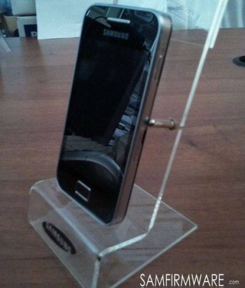 Samsung S5830 