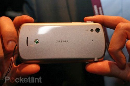 sony-ericsson-xperia-pro-qwerty-10