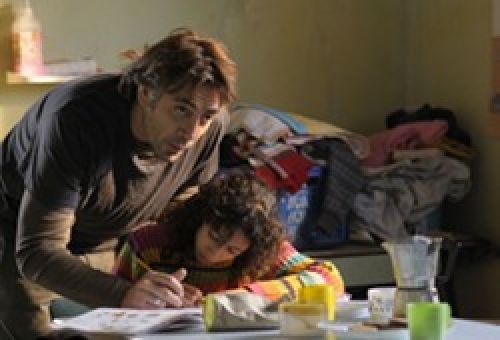 Кадр из фильма &laquo;Бьютифул&raquo; 