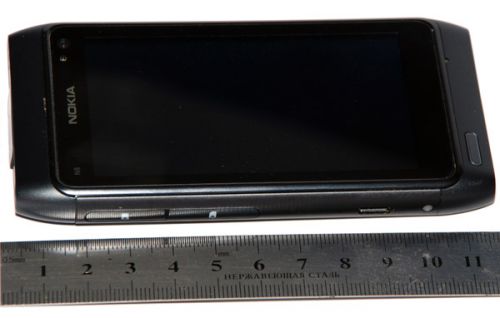 NokiaN8_02.jpg