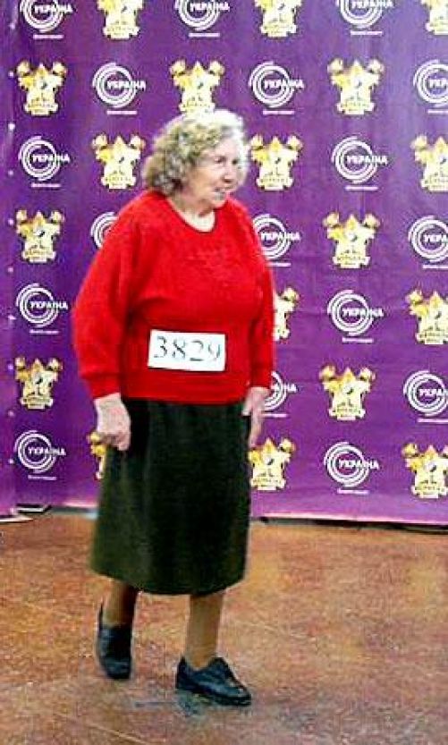 81-летняя жительница Симферополя Мая Вербицкая поразила жюри душевным исполнением песни 