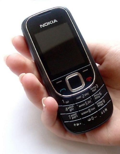 Nokia 2323 - качественная бюджетная трубка
