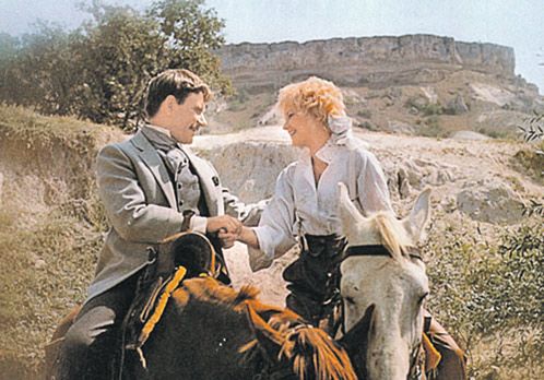 Роль в &laquo;Человеке с бульвара Капуцинов&raquo; стала последней для Миронова (на фото он с Александрой Яковлевой).