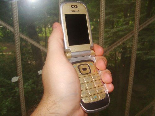 Личный опыт: Nokia 6131 - хороша почти всем