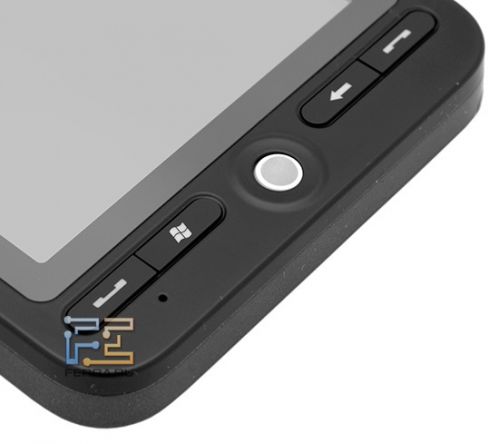 Аппаратные клавиши и трекбол под экраном на Highscreen Hippo