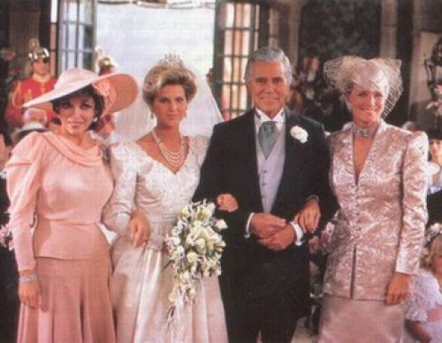 Кадр из сериала &laquo;Династия&raquo;. Фото с сайта teleserial.com