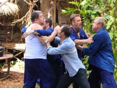 &laquo;Остров ненужных людей&raquo; отчего-то напоминает &laquo;Остаться в живых&raquo;.