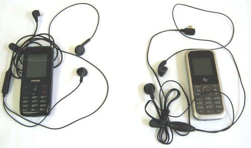 2x2: Сравнительный обзор Fly DS100 и Philips X100