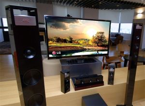 LG BH9420PW: домашний кинотеатр с акустикой 9.1 и вертикально направленными колонками