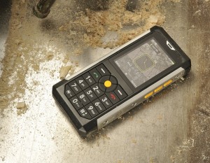 Caterpillar представила защищенный мобильник Cat B100 