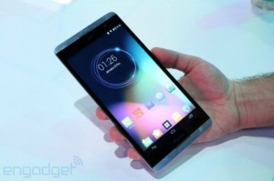 CES 2014: по-настоящему гигантский смартфон Hisense X1  