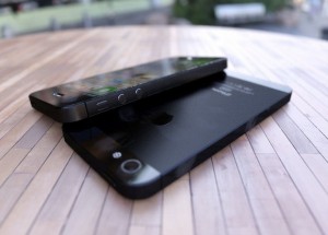 Следующий iPhone получит новый дисплей