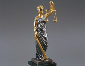 Штраф в 14 млн грн за работу интернет-форума: юридическая оценка