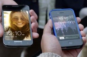 Samsung высмеяла в рекламе нового Galaxy очередь за iPhone 4S (видео)