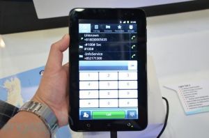 ZTE показала "гигантский смартфон" Light Tab 2