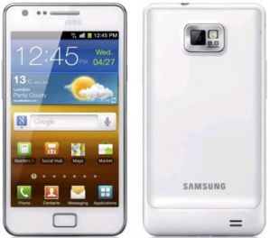 Белый Samsung Galaxy S II поступит в продажу 1-го сентября