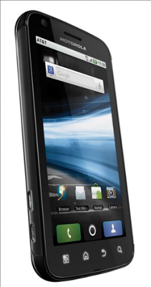 CES 2011: двухъядерный смартфон Motorola Atrix 4G поддерживает сети HSPA+