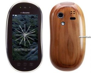 Деревянный концептуальный телефон Sharp Touch Wood стал реальностью