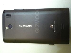 Первые фото Samsung GT-i8700 на платформе WP7