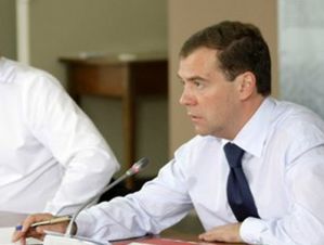 Медведев - последняя надежда сотовиков на LTE-частоты