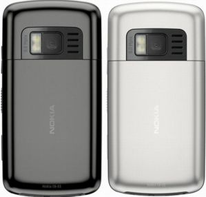 Nokia C6-01 получил 8-мп камеру