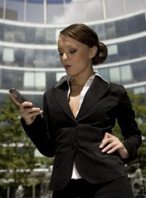 Мобильник, читающий по губам и технология «кожного ввода» от Microsoft