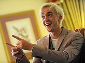 Том Фелтон станет болезненным сыном Гленн Клоуз