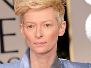 Тильда Суинтон и Джейми Белл присоединяются к Крису Эвансу