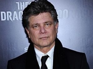 Стивен Зеллиан может сам переснять «Временную петлю»