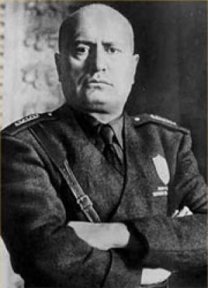 Фильм о Муссолини вызвал шок в Италии