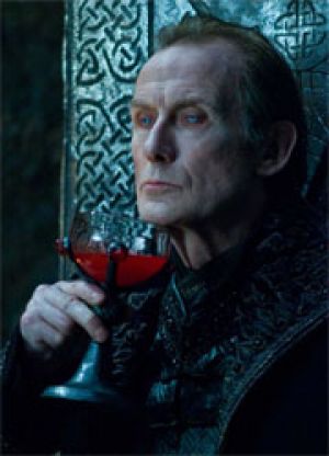 Билл Найи сыграет злодея в новой версии "Франкенштейна"