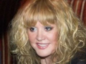 Алла Пугачева сыграет звезду на пенсии у Тодоровского
