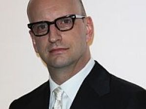 Стивен Содерберг поручил Мэттью МакКонахи управлять стрип-клубом