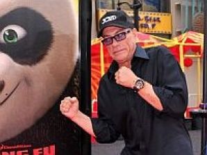 Жан-Клод Ван Дамм увидит «НЛО»