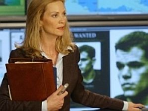 Джоан Аллен и Альберт Финни вернутся к «Борну»