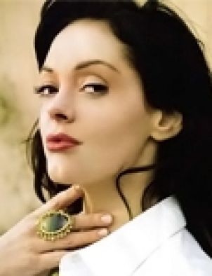 Роуз МакГоуэн не будет Рыжей Соней