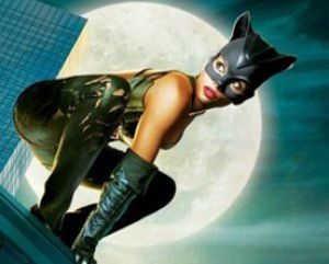 Женщина-кошка станет мужественней