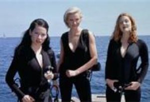 Кэмерон Диас, Дрю Бэрримор и Люси Лью нашли замену