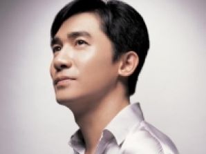 Тони Люн Чу Вай станет «Великим волшебником»