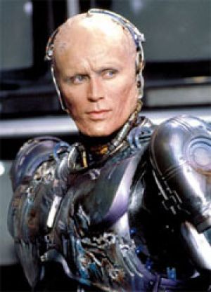 Бразильский режиссер претендует на римейк "Робокопа"