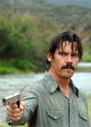 жош Бролин метит в Горбуны из Нотр-Дама