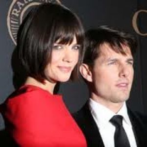 Кэти Холмс и Том Круз смертельно обиделись на Энн Хэтэуэй