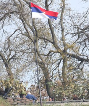 Анджелина Джоли засела в бункере