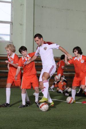 Александр Кержаков дебютировал в качестве актера в «Выкрутасах»