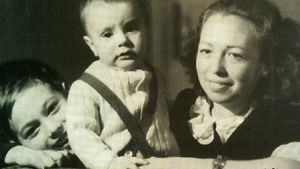 Михалкову - 65