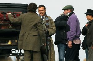 "Шерлок Холмс 2": Джуд Лоу и Роберт Дауни младший тронулись в путь